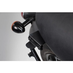 SW-MOTECH ADAPTER DO STELAŻA SLC NA LEWĄ STRONĘ BONNEVILLE T100/120 (15-) BLACK